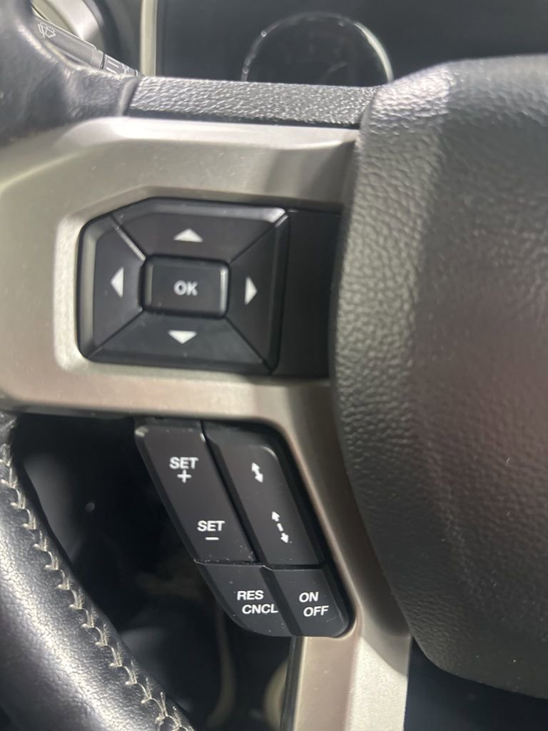 Used 2022 Ford F250 Lariat w/ Tremor Off-Road Package image 32