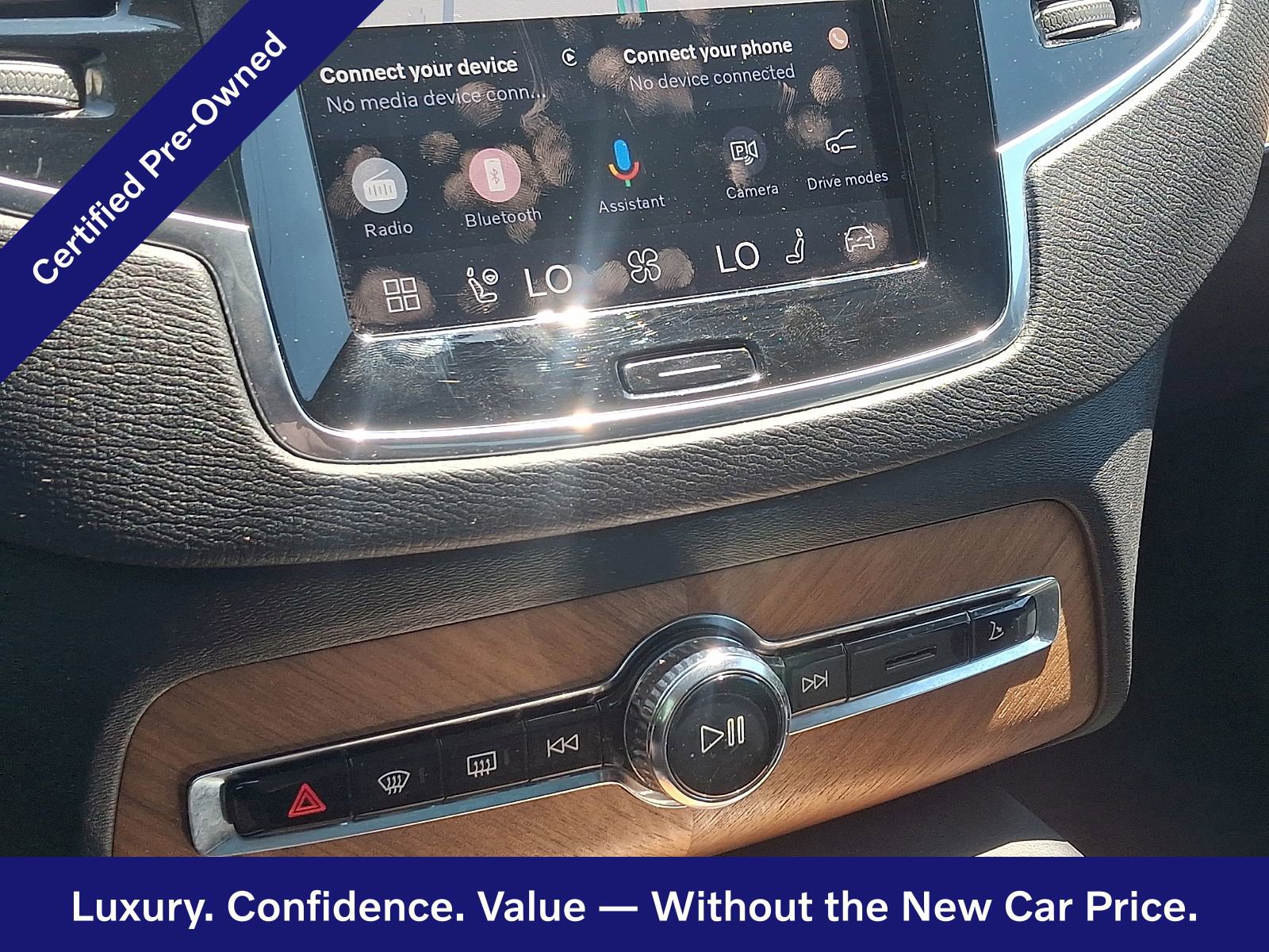 Certified 2023 Volvo XC90 B5 Plus w/ Protection Package Premier AWD/4WD image 17