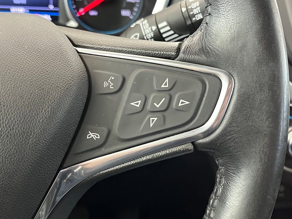 Used 2019 Chevrolet Equinox LT w/ Driver Convenience Package image 22