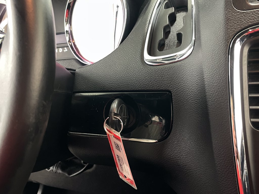 Used 2018 Dodge Grand Caravan SE FWD image 26