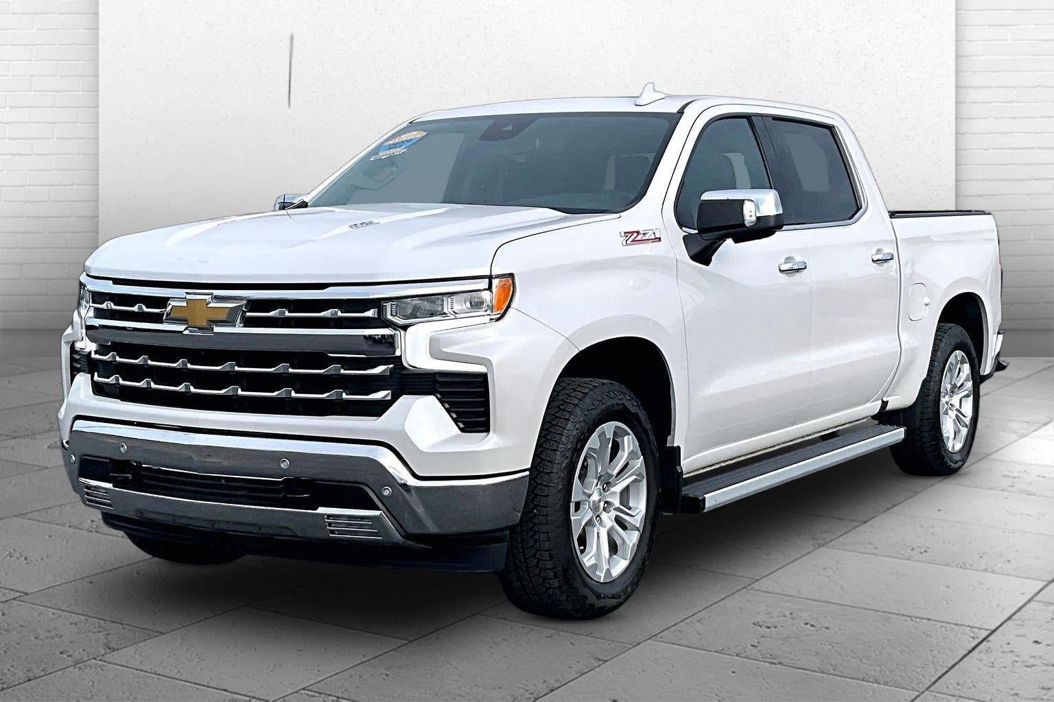 Used 2023 Chevrolet Silverado 1500 LTZ w/ LTZ Premium Package AWD/4WD image 13