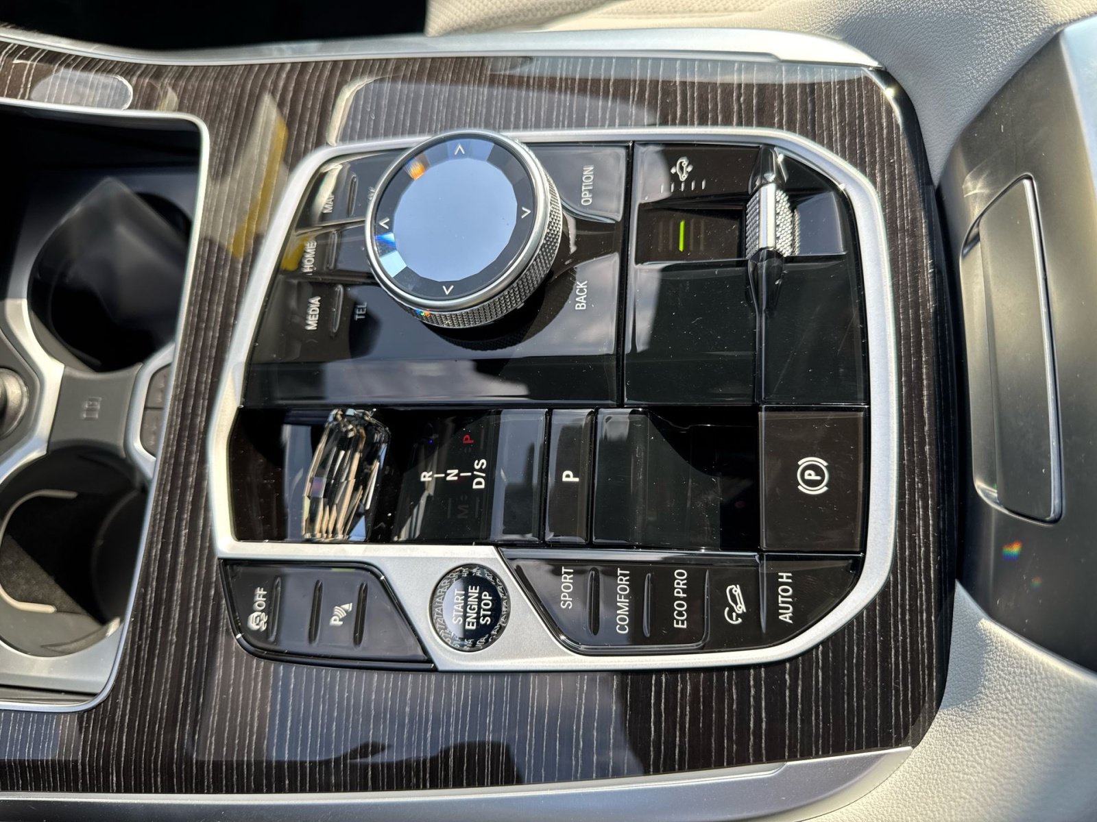 Used 2027 BMW X7 xDrive40i w/ Executive Package AWD/4WD image 29