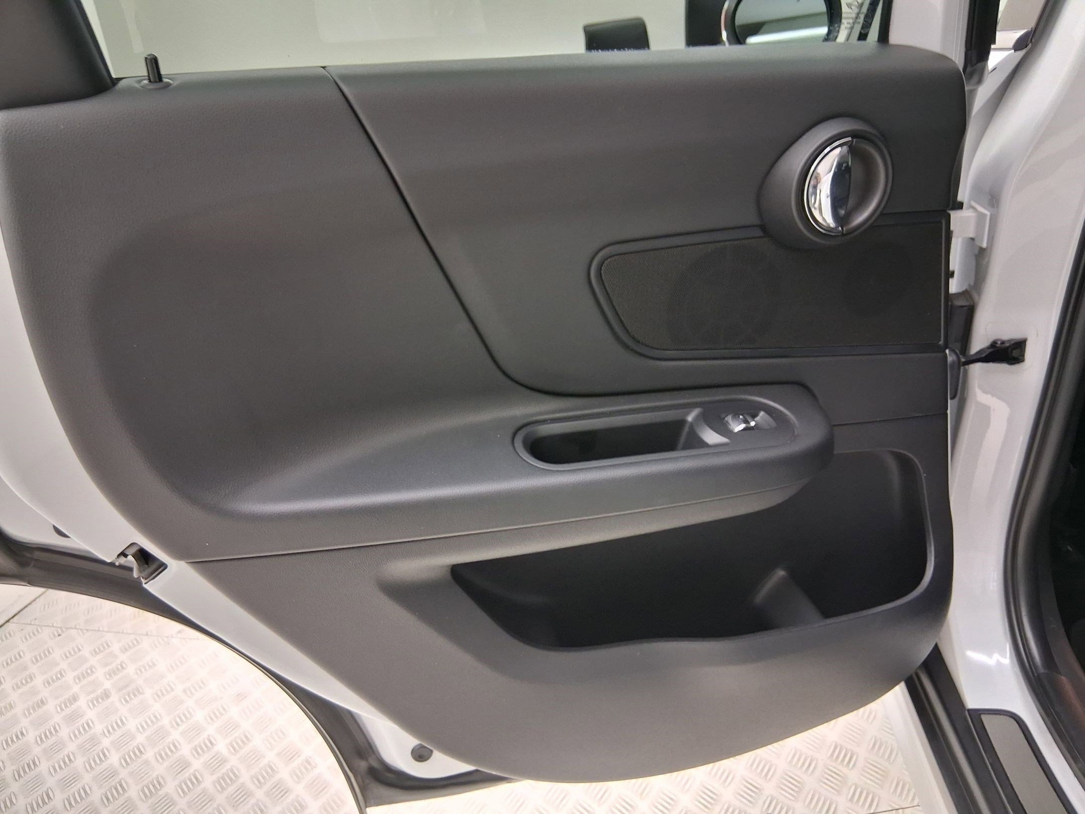 Used 2018 MINI Cooper Countryman FWD image 30