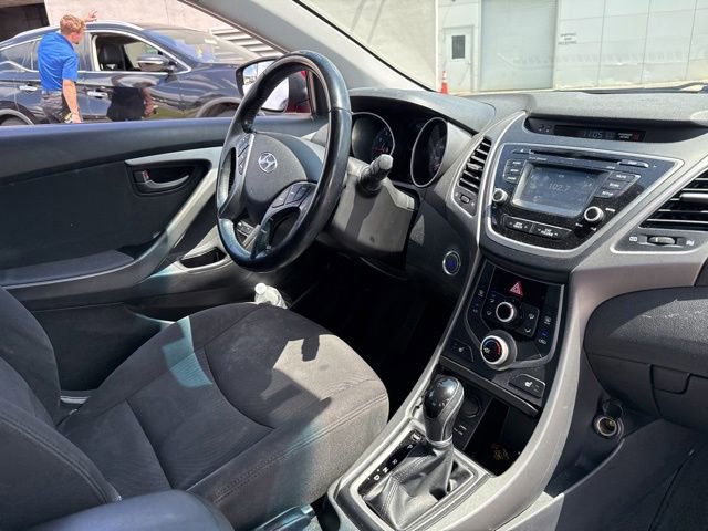 Used 2016 Hyundai Elantra Value Edition FWD image 11