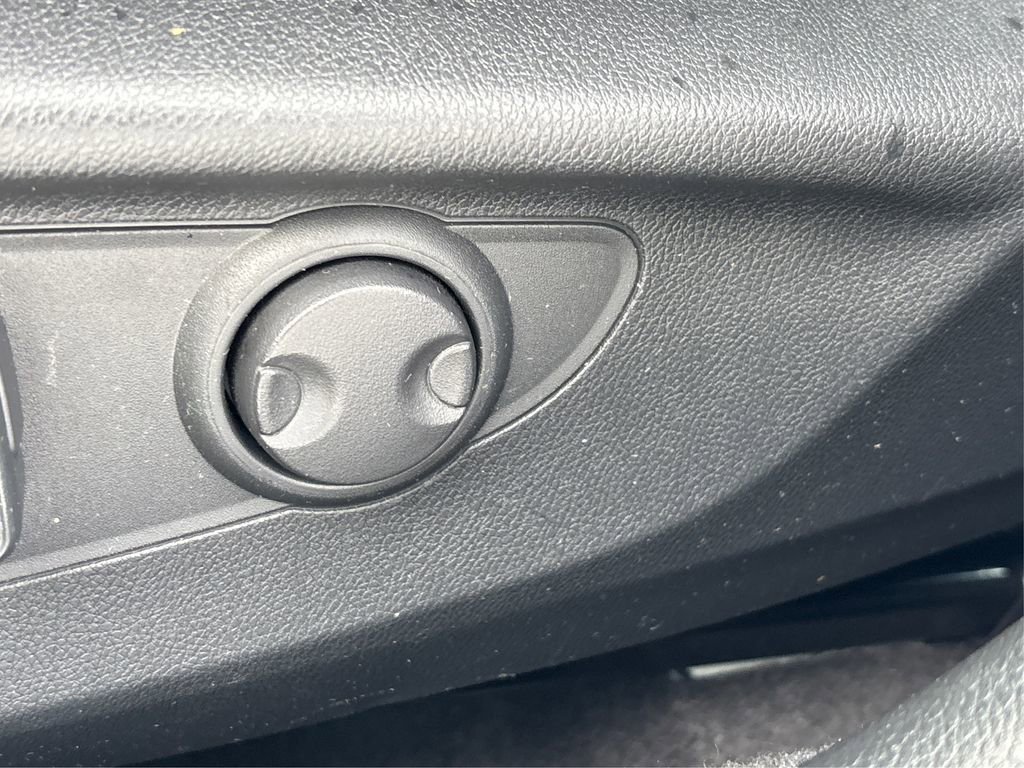 Used 2025 Honda Accord SE image 23