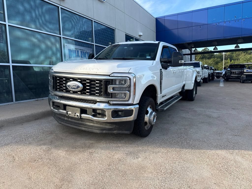 Used 2024 Ford F350 Lariat w/ FX4 Off-Road Package AWD/4WD image 4