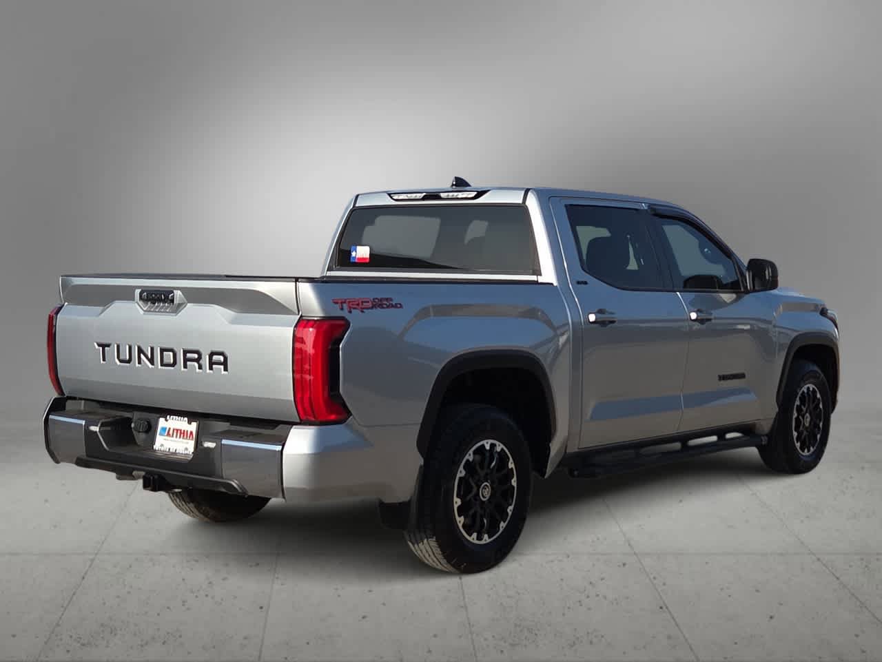 Used 2022 Toyota Tundra SR5 RWD image 8
