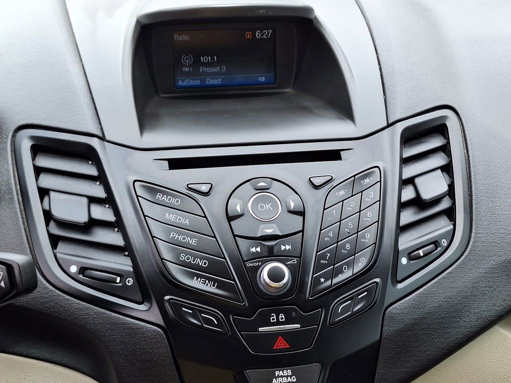 Used 2019 Ford Fiesta SE image 20
