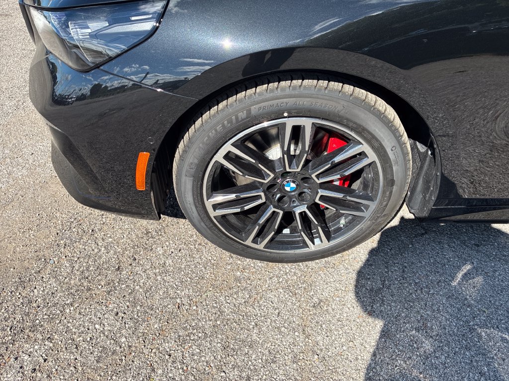 New 2027 BMW 530i xDrive w/ M Sport Package AWD/4WD image 9