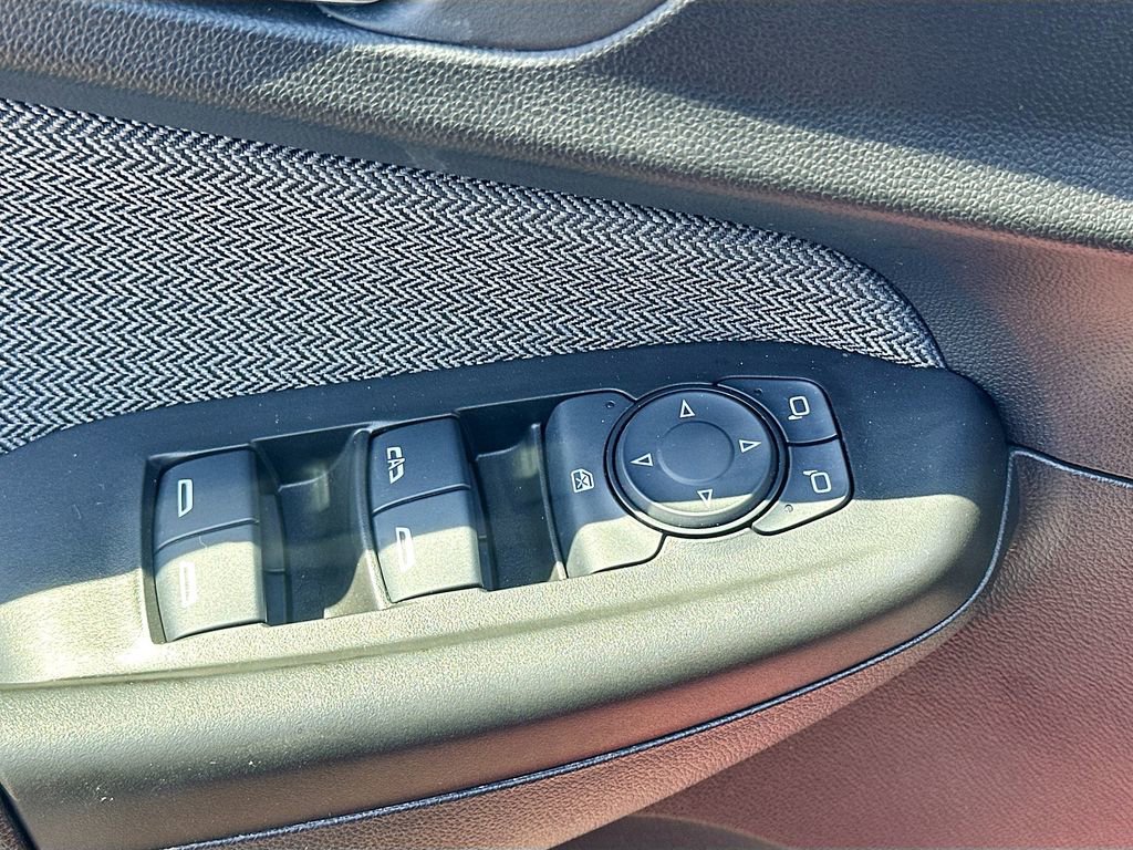 Used 2023 Chevrolet TrailBlazer LT w/ Convenience Package FWD image 17