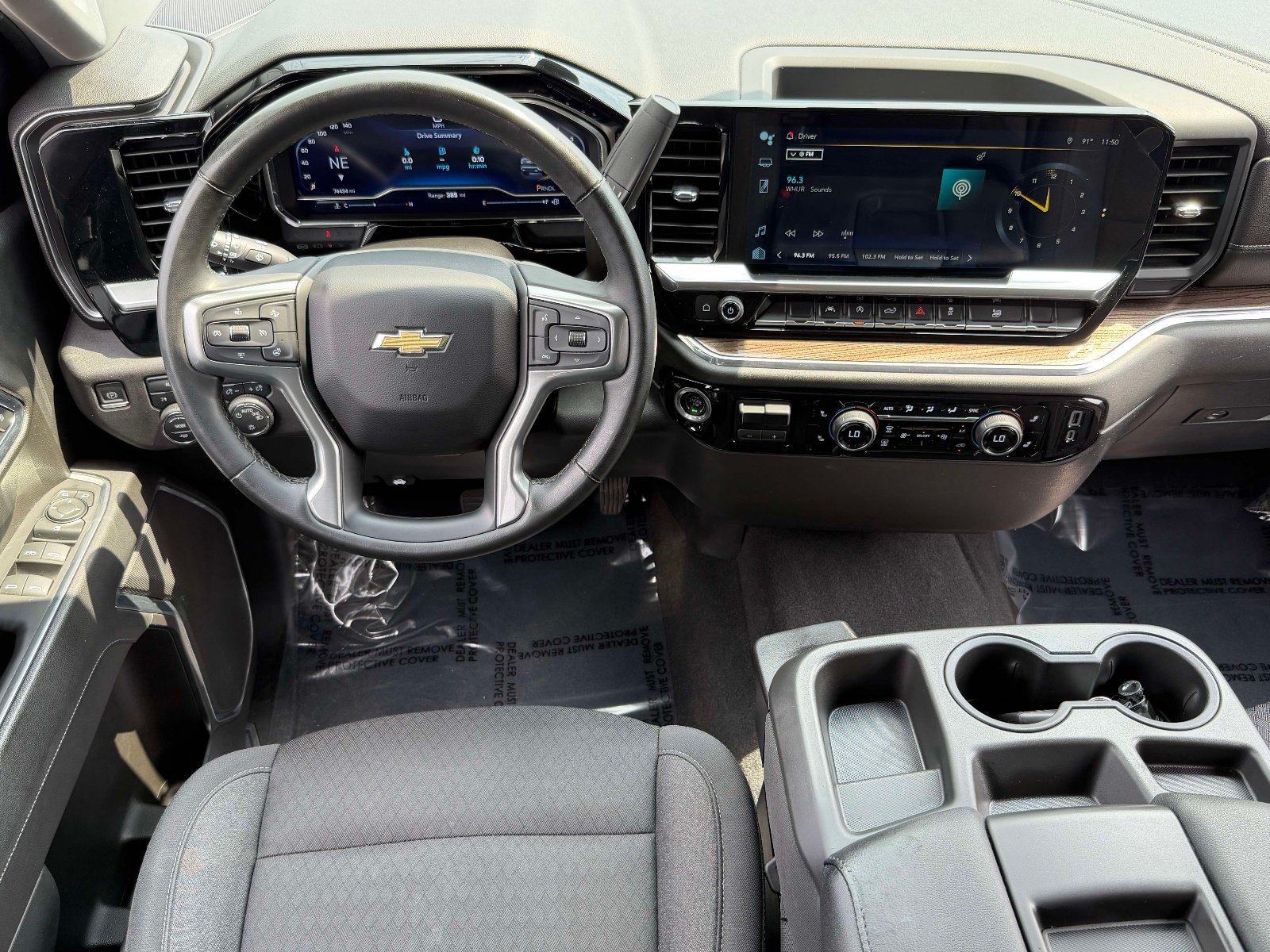Used 2023 Chevrolet Silverado 1500 LT AWD/4WD image 7
