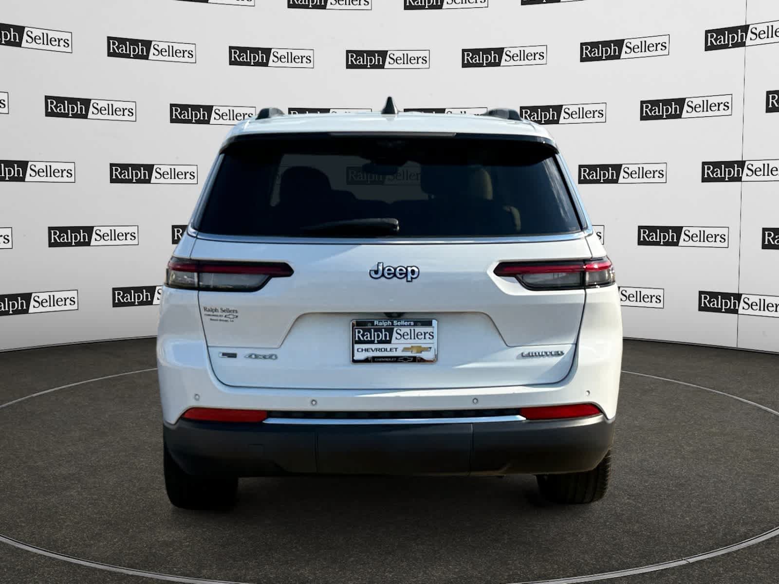 Used 2021 Jeep Grand Cherokee L Limited w/ Luxury Tech Group II AWD/4WD image 5