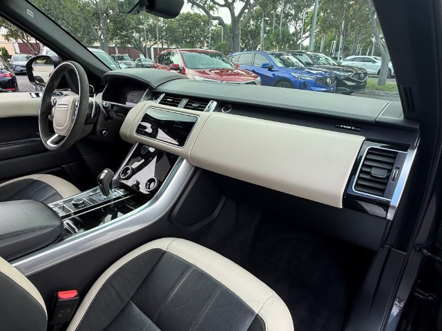 Used 2020 Land Rover Range Rover Sport HST AWD/4WD image 21