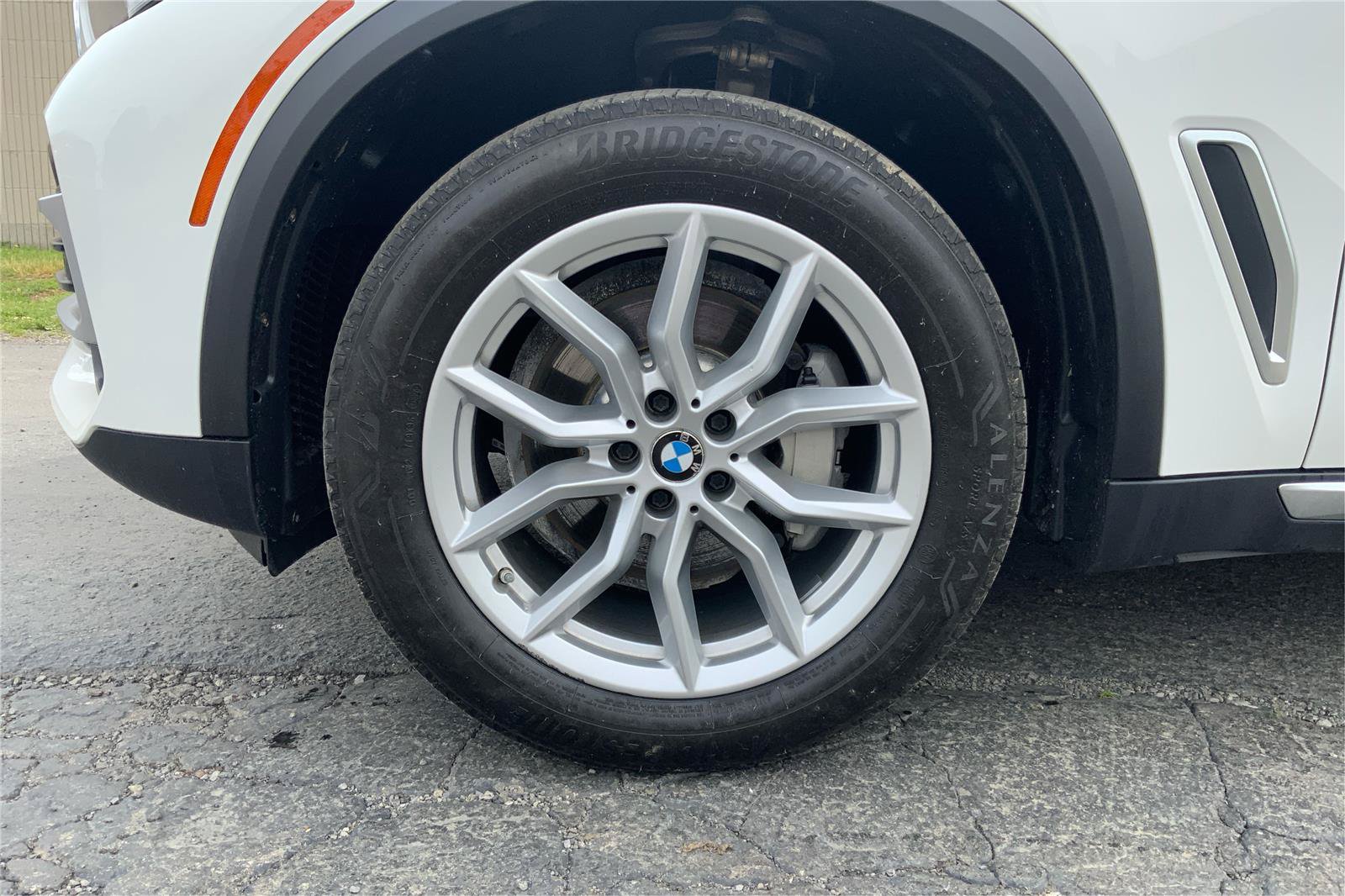 Used 2020 BMW X5 xDrive40i w/ Convenience Package AWD/4WD image 25