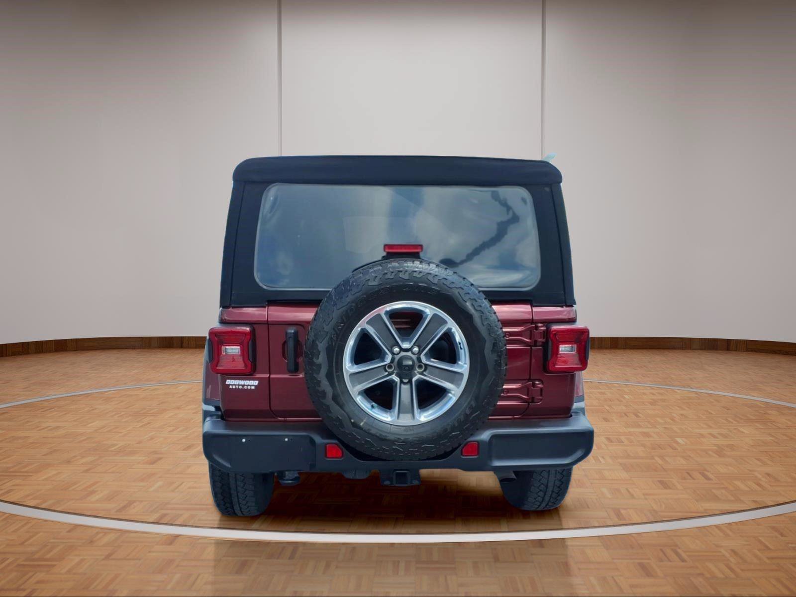 Used 2021 Jeep Wrangler Unlimited Sahara w/ LED Lighting Group AWD/4WD image 5