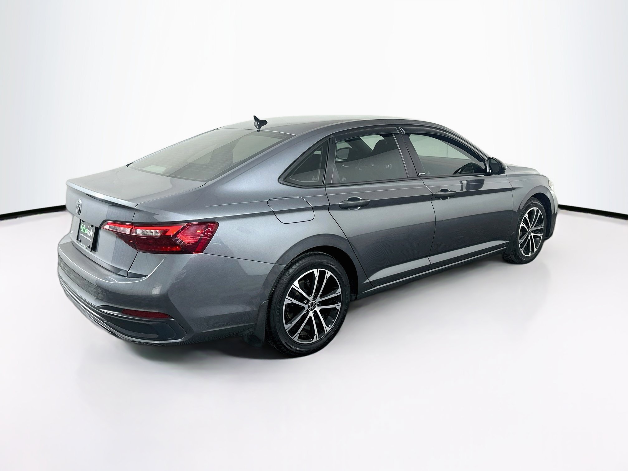 Used 2024 Volkswagen Jetta Sport FWD image 9