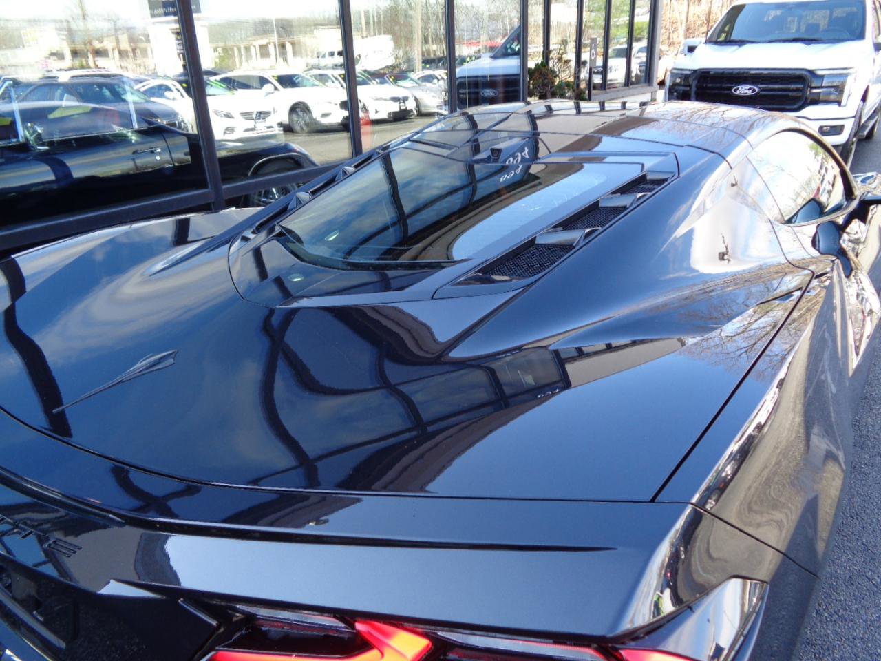 Used 2024 Chevrolet Corvette Stingray Coupe w/ 1LT image 7