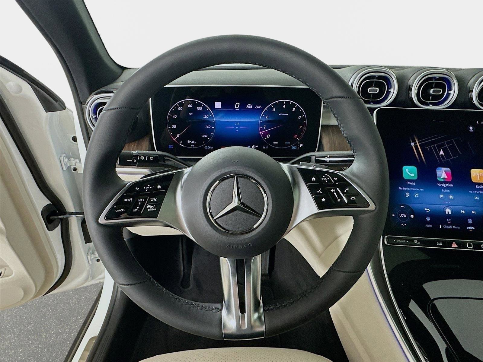 Used 2026 Mercedes-Benz GLC 300 4MATIC image 11