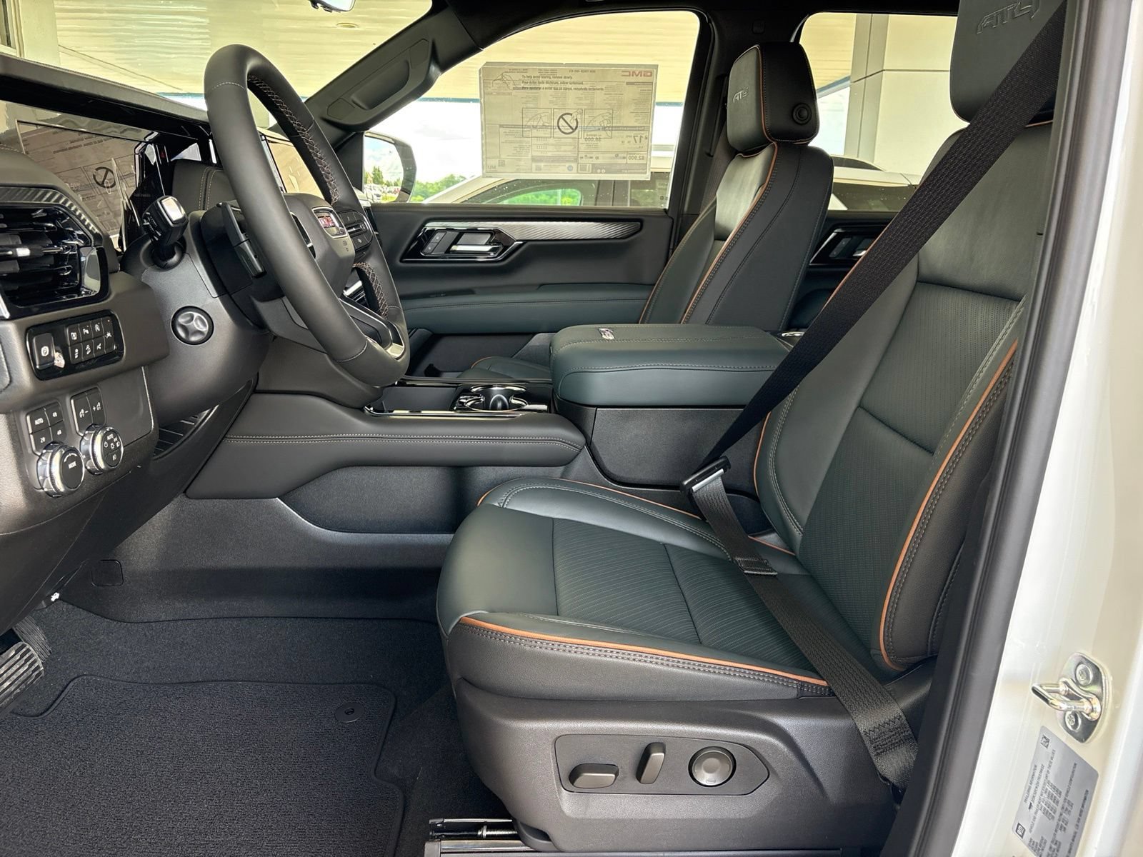 New 2026 GMC Yukon AT4 w/ AT4 Premium Package AWD/4WD image 17