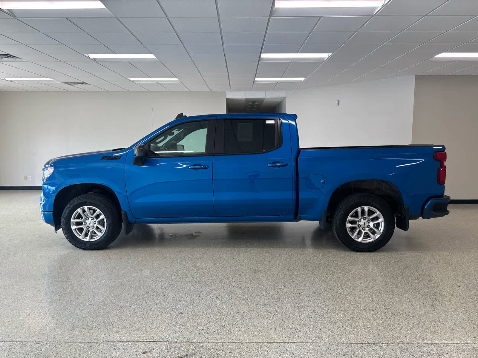 Used 2023 Chevrolet Silverado 1500 RST image 10