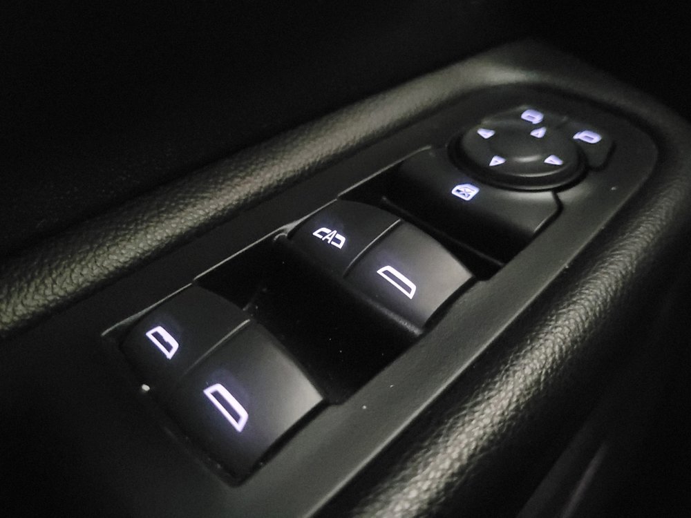 Used 2023 GMC Terrain SLT FWD image 27