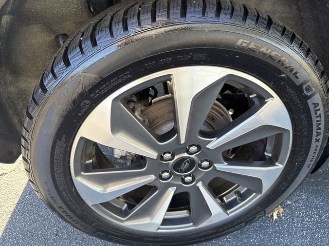 Used 2023 Ford Escape Platinum image 36