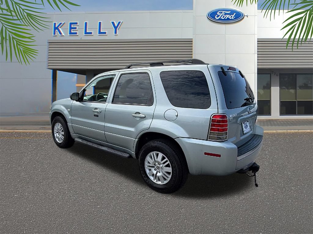 Used 2005 Mercury Mariner Luxury FWD image 3
