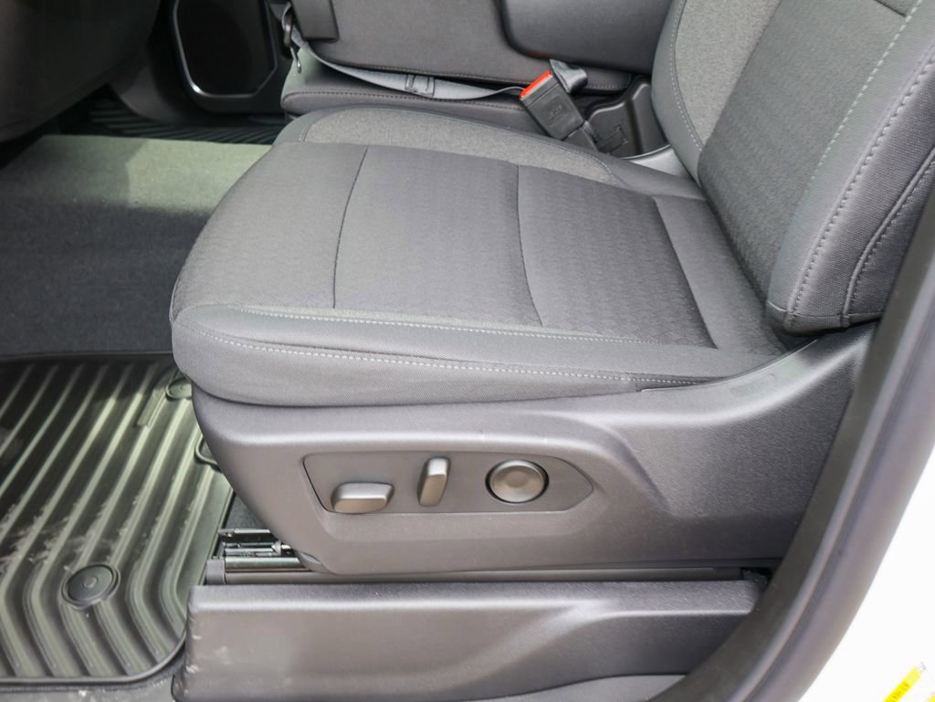 New 2026 GMC Sierra 1500 Elevation image 7