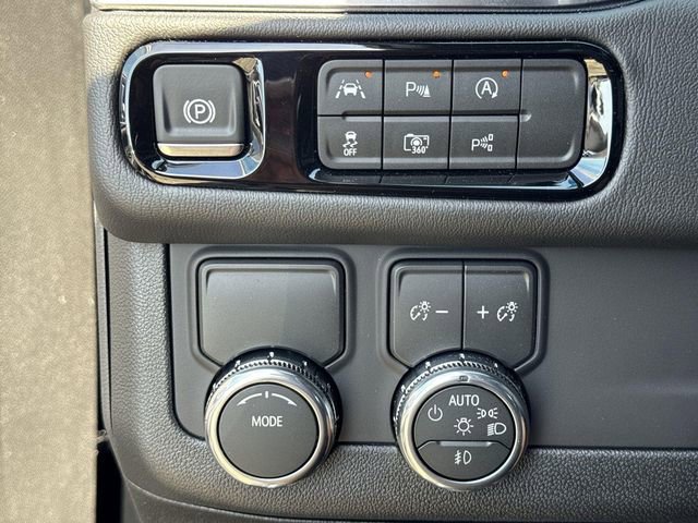 New 2026 GMC Yukon Denali image 16