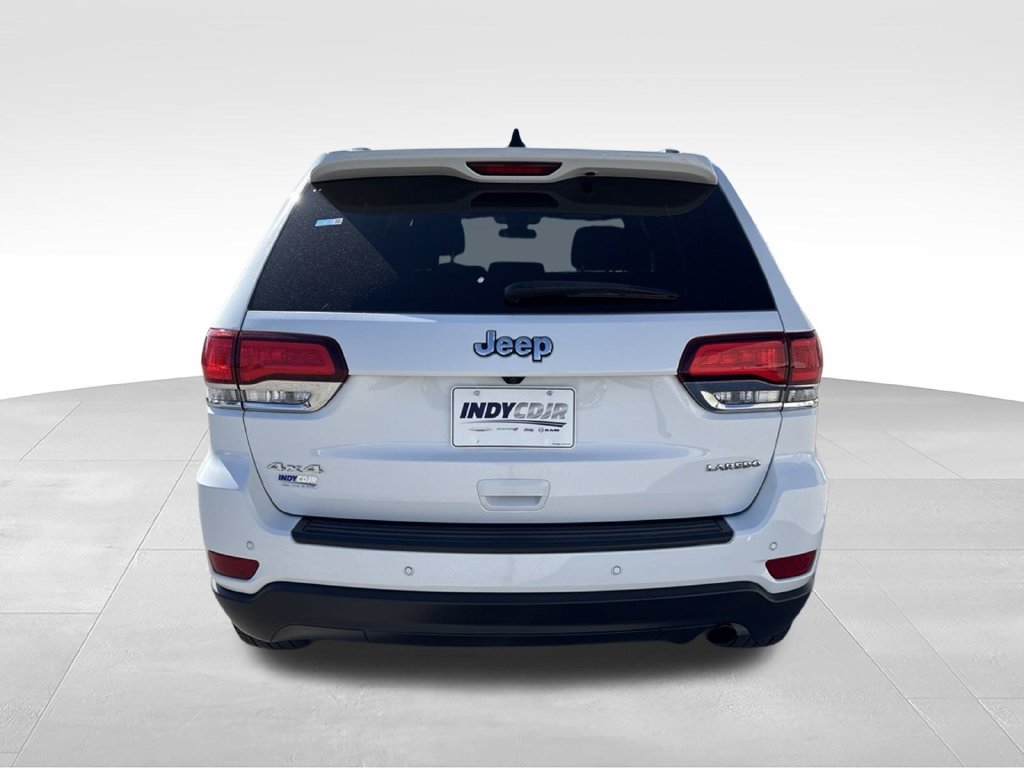Used 2021 Jeep Grand Cherokee Laredo AWD/4WD image 5