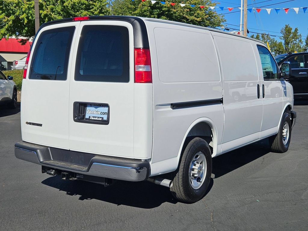 New 2025 Chevrolet Express 2500 w/ Driver Convenience Package RWD image 6