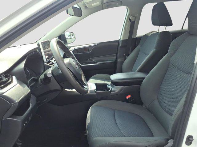 Certified 2023 Toyota RAV4 LE FWD image 4