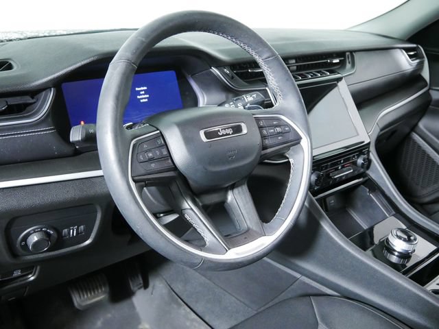 Used 2023 Jeep Grand Cherokee L Laredo w/ Luxury Tech Group I AWD/4WD image 23