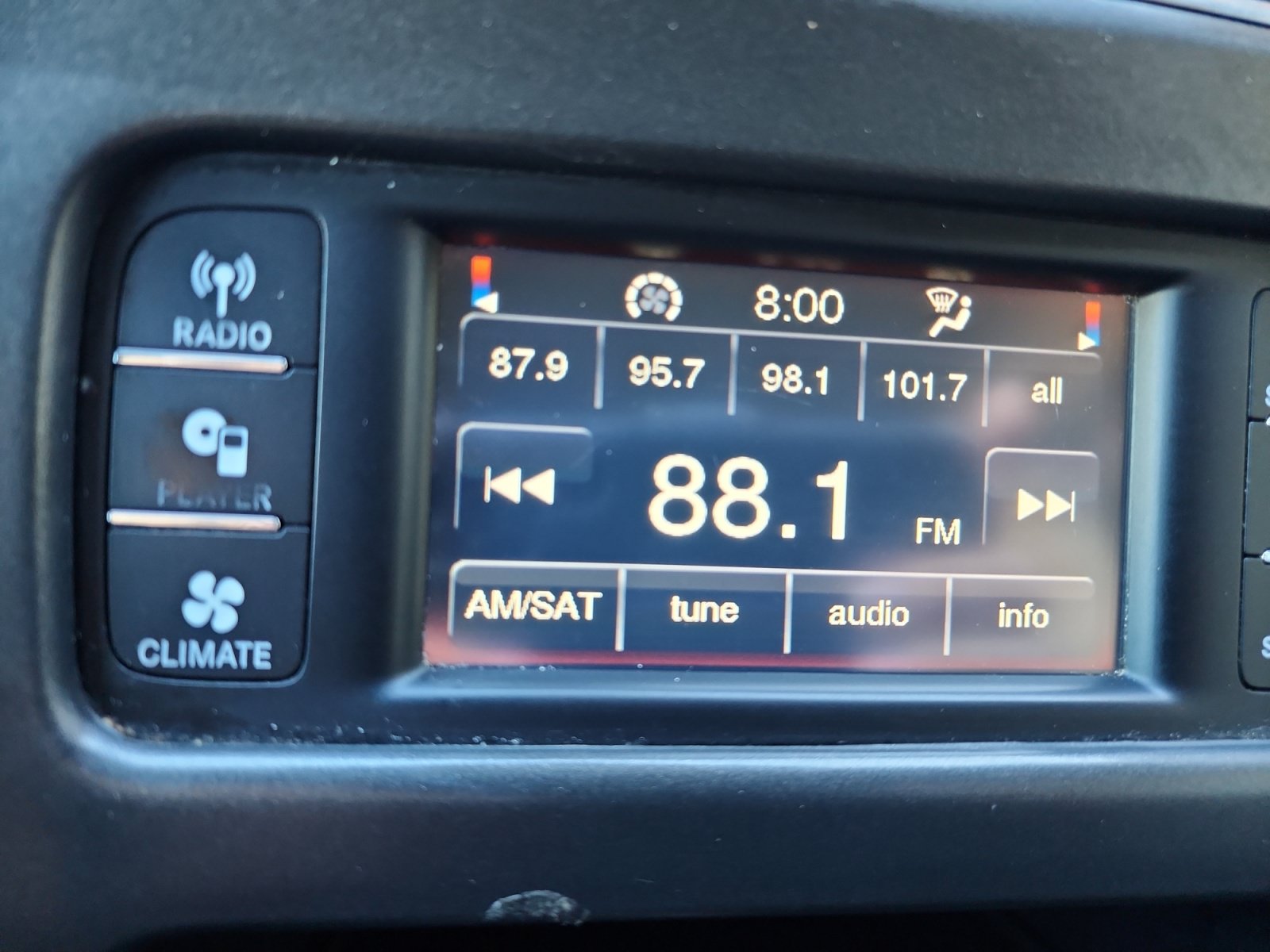 Used 2020 Dodge Journey SE w/ SE Popular Equipment Group FWD image 22
