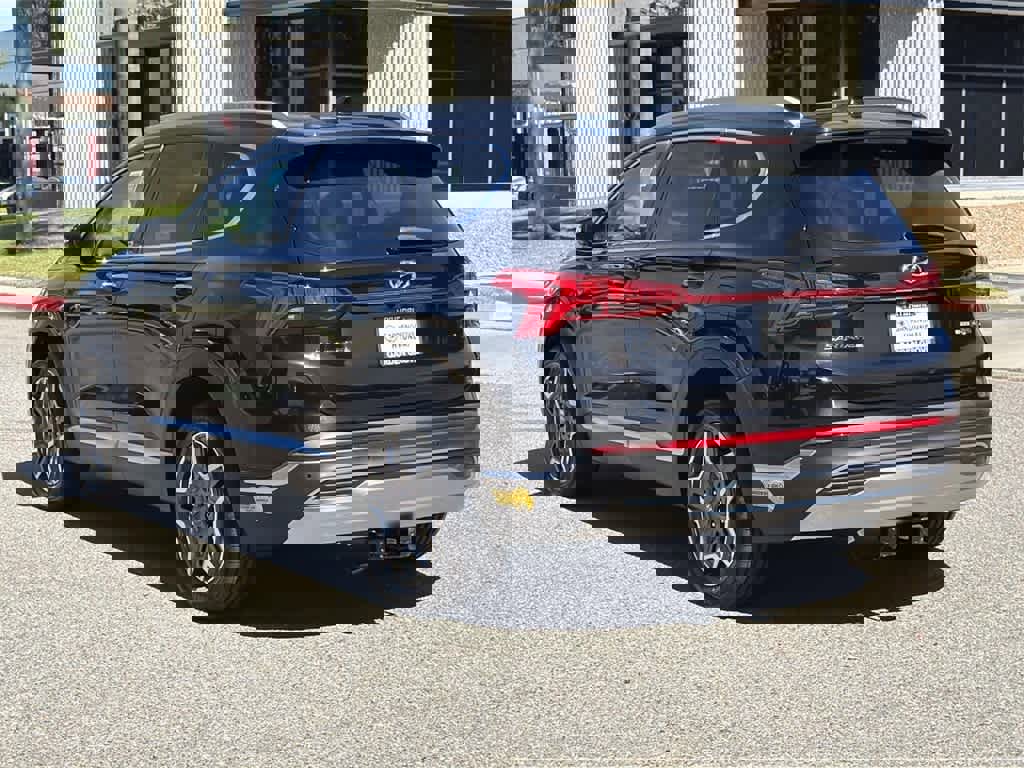 Used 2022 Hyundai Santa Fe Limited image 4