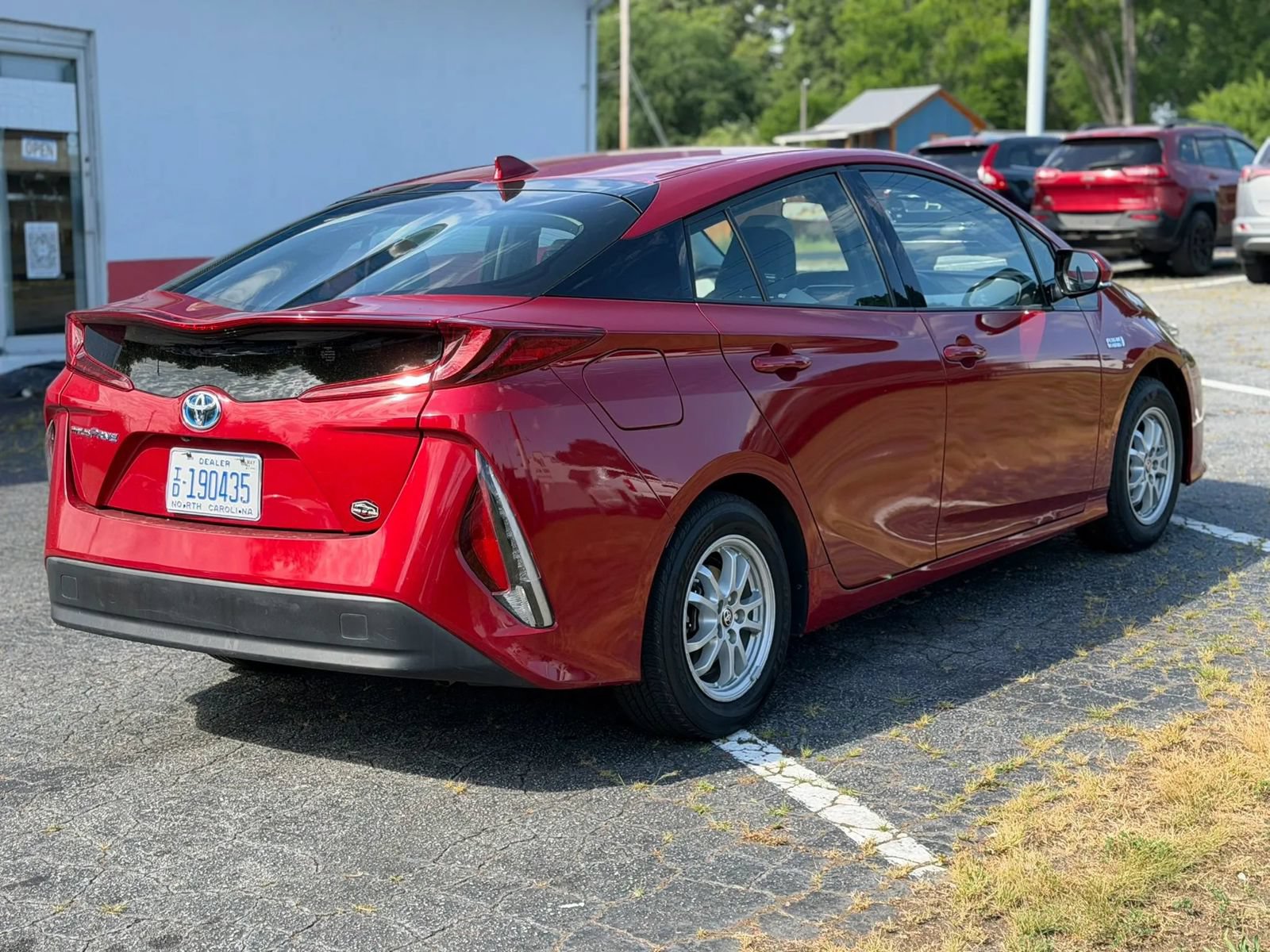 Used 2017 Toyota Prius Prime Premium w/ Carpet Mat Package FWD image 5