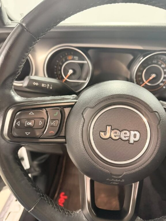 Used 2020 Jeep Wrangler Sport AWD/4WD image 28