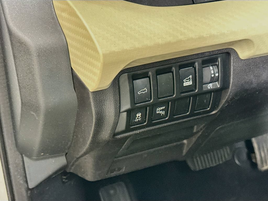 Used 2019 Subaru Ascent Premium AWD/4WD image 10