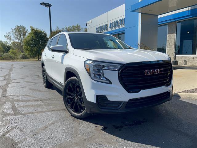 Used 2022 GMC Terrain SLE w/ Driver Convenience Package