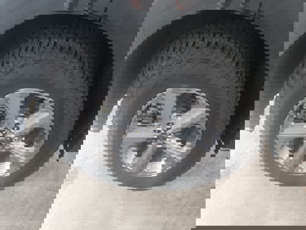 Used 2024 Ford Edge SEL w/ Sport Appearance Package image 12