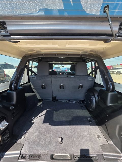Used 2021 Jeep Wrangler Unlimited Sahara w/ Uconnect 4C Nav & Sound Group AWD/4WD image 10