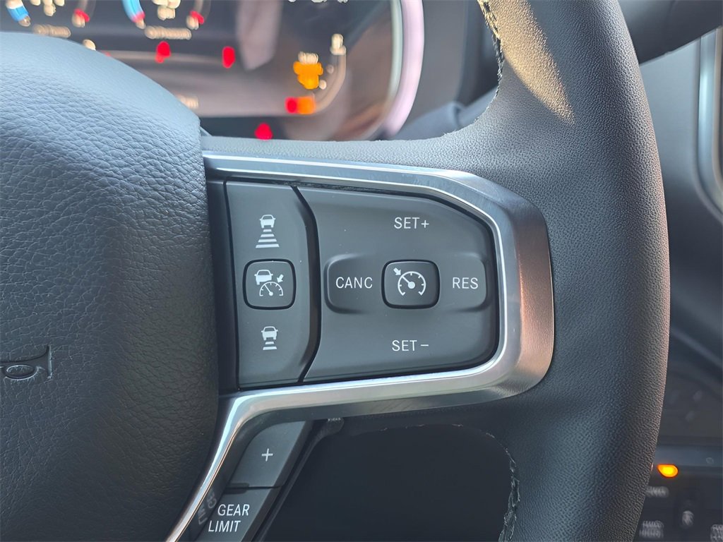 Used 2025 RAM 3500 Laramie image 25