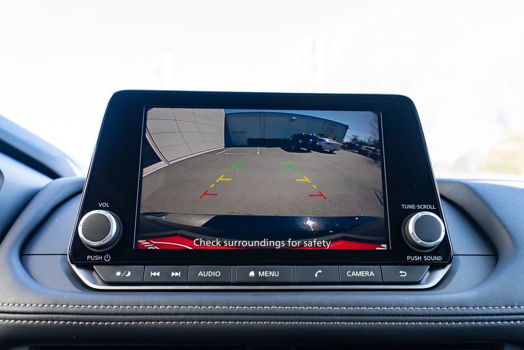 Certified 2025 Nissan Rogue S image 17