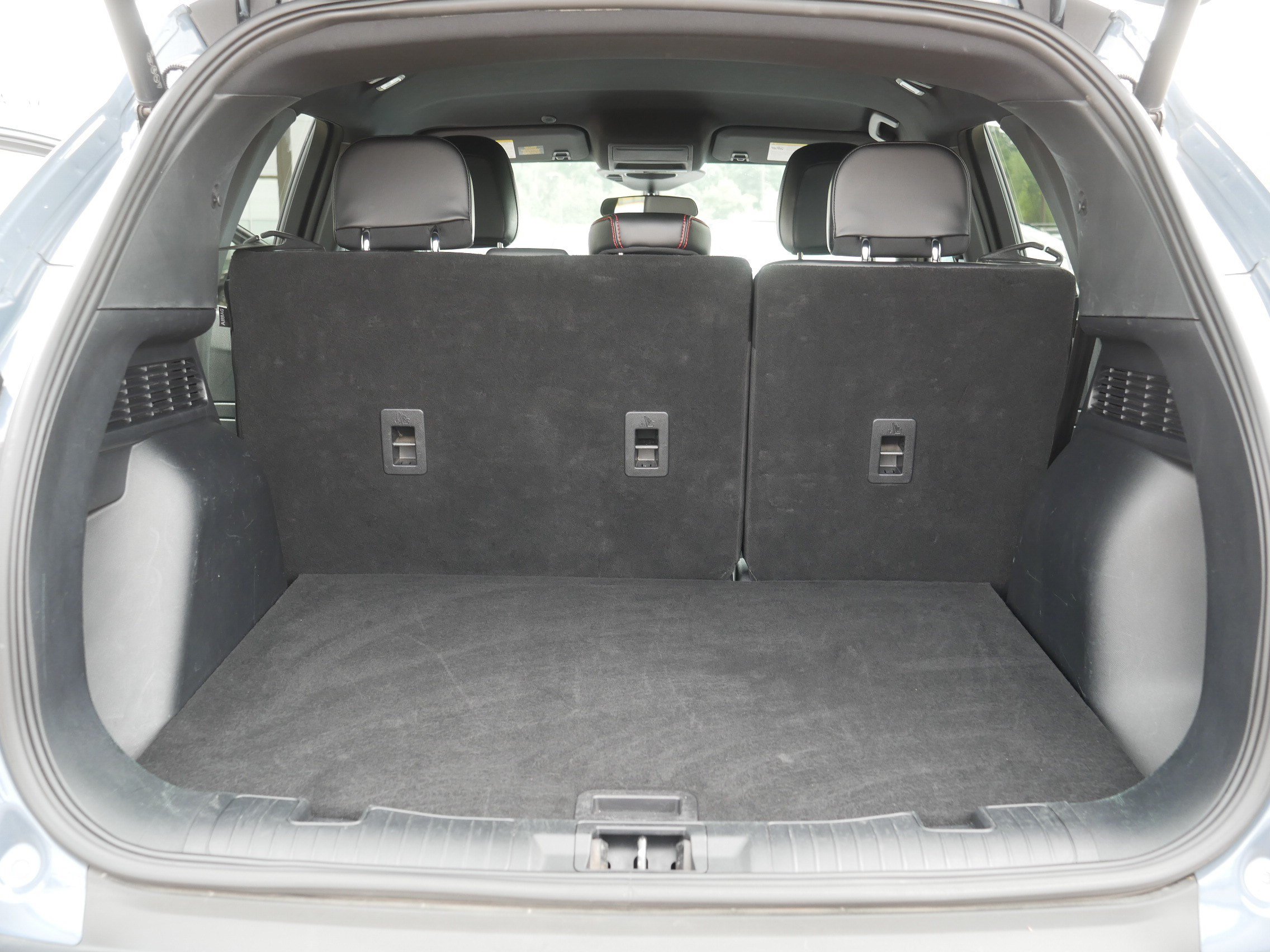 Used 2025 Ford Escape ST-Line Select AWD/4WD image 18