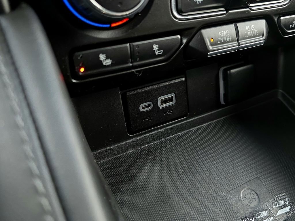 Used 2023 Chevrolet Tahoe Z71 AWD/4WD image 10