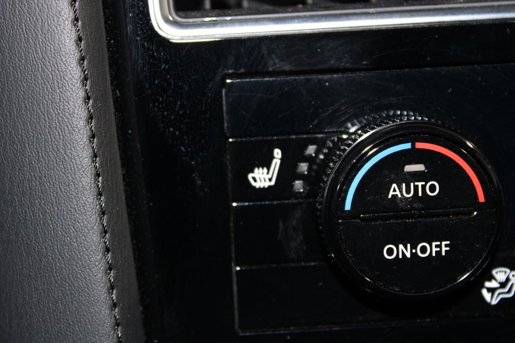 Used 2024 Nissan Armada SV image 43