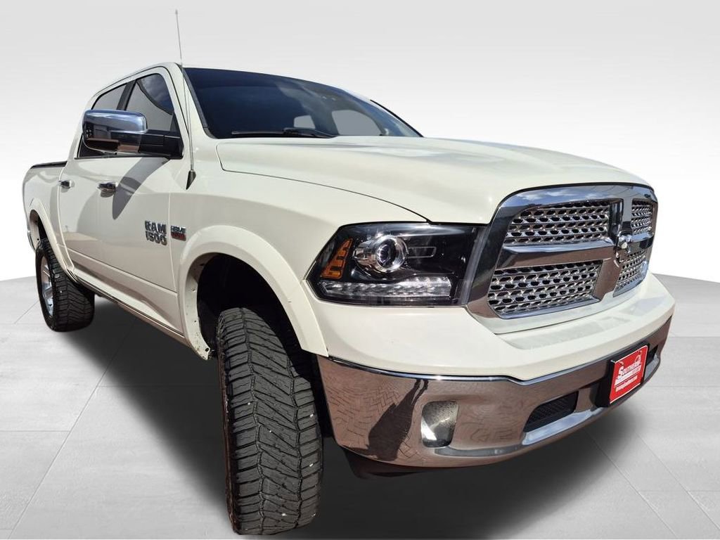 Used 2016 RAM 1500 Laramie w/ Convenience Group image 7