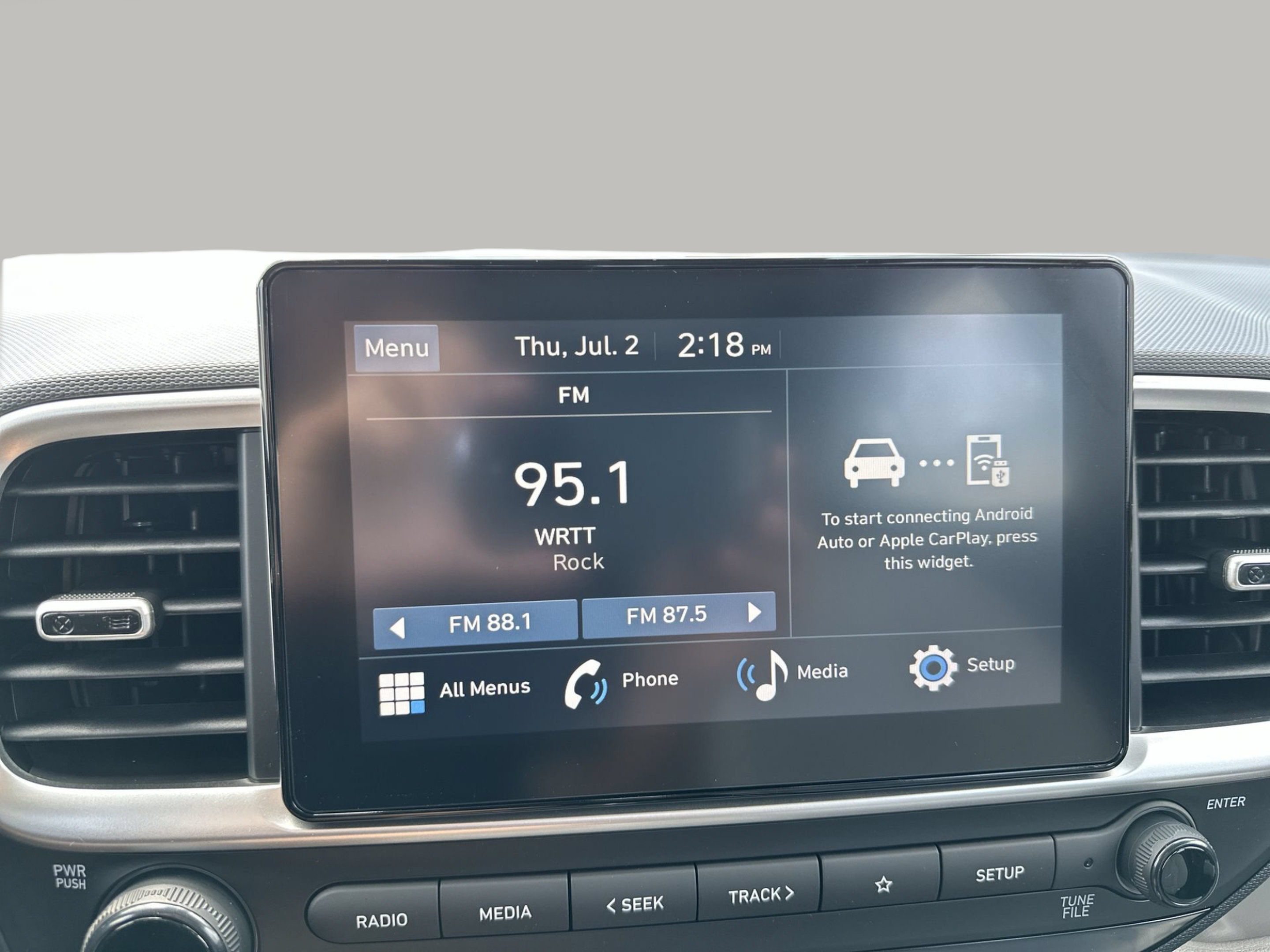 New 2026 Hyundai Venue SEL FWD image 12