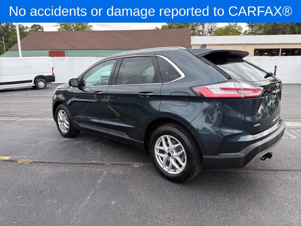 Used 2024 Ford Edge SEL w/ Convenience Package AWD/4WD image 2