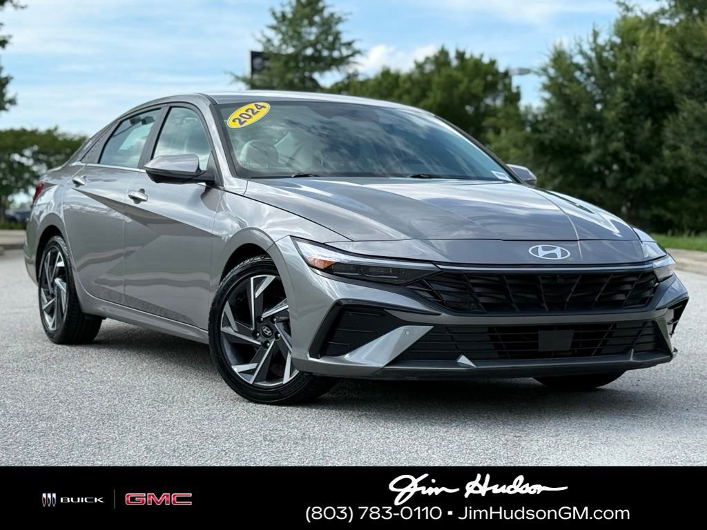 Used 2024 Hyundai Elantra Limited FWD image 2